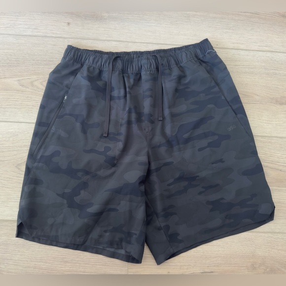 DSG Black Athletic Shorts - Picture 1 of 6